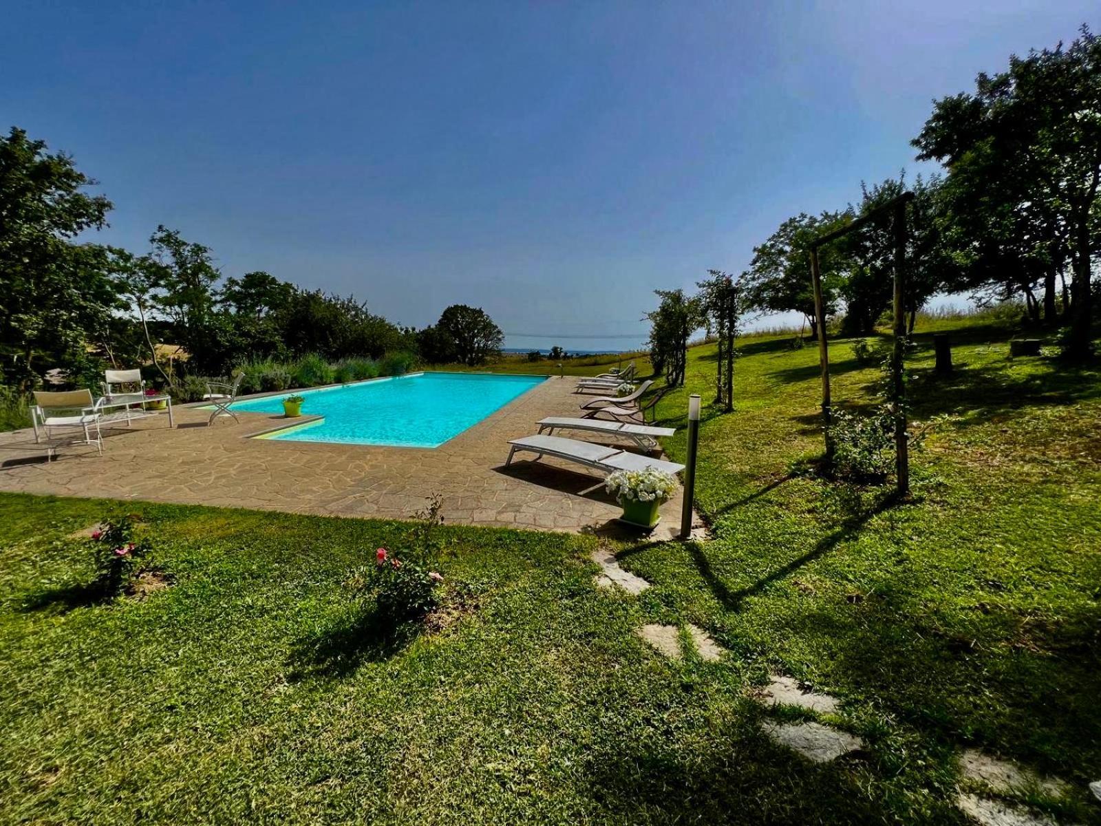 Collina Blu Bed and Breakfast Bolsena Buitenkant foto